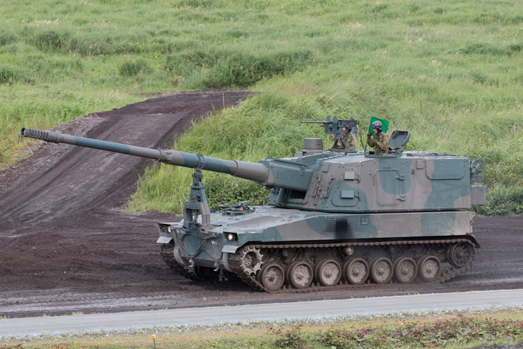 Cận cảnh siêu pháo tự hành Nhật đắt gấp ba xe tăng T-90